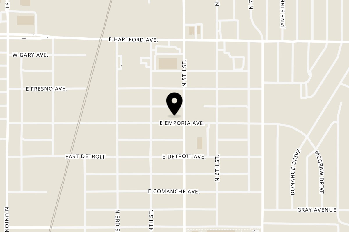 Map showing the location of CWL's Smoked Meat n Catering on 413 E Emporia Ave in Ponca City